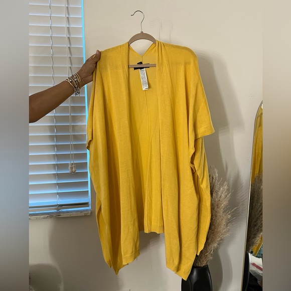 Cardigan - Picture 2 of 3